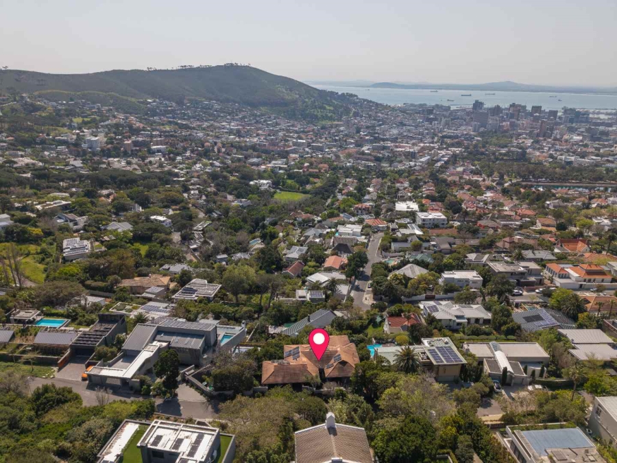 5 Bedroom Property for Sale in Higgovale Western Cape